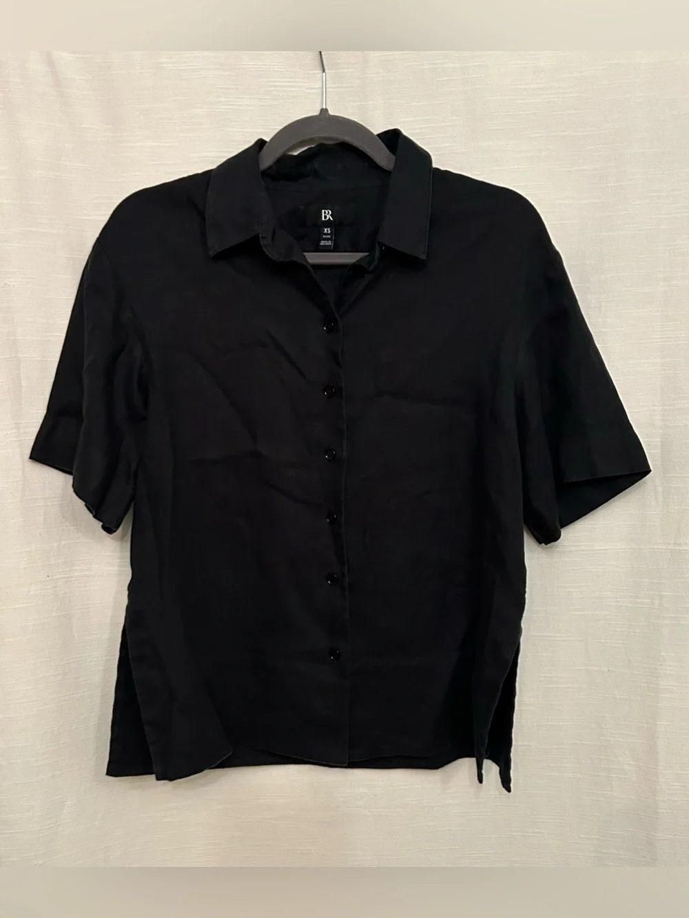 Banana Republic Black Short-Sleeve 100%‎ Linen Button-Down Shirt
